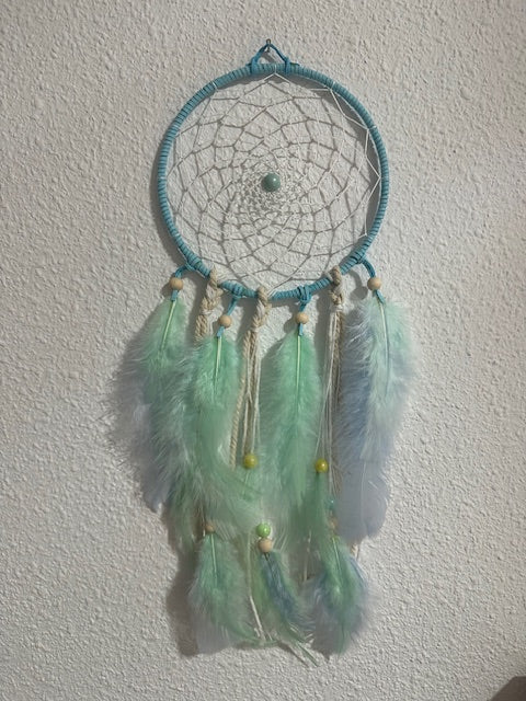 Atrapasueños Artesanal Abuyita (10 cm Dia) – Protector de Sueños Hecho a Mano, Colores Únicos y Energía Positiva